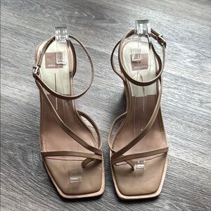 Dolce Vita Women's Beige Strappy Sandals Tan Leather Wedges Casual